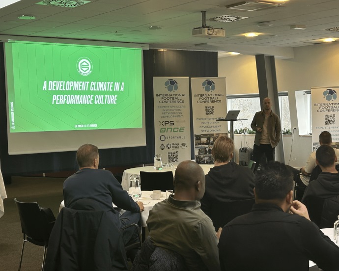 Byron Bakker - FC Groningen - International Football Conference 2025